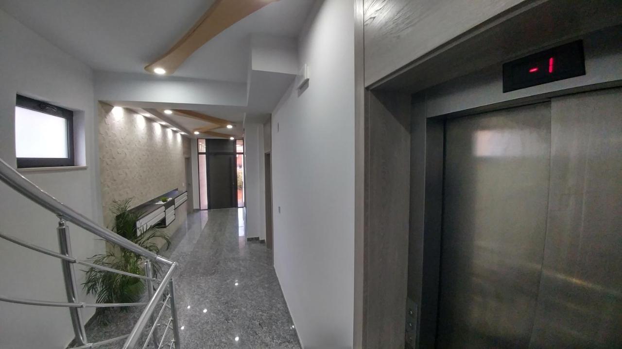 J&J Apartments Белград Экстерьер фото