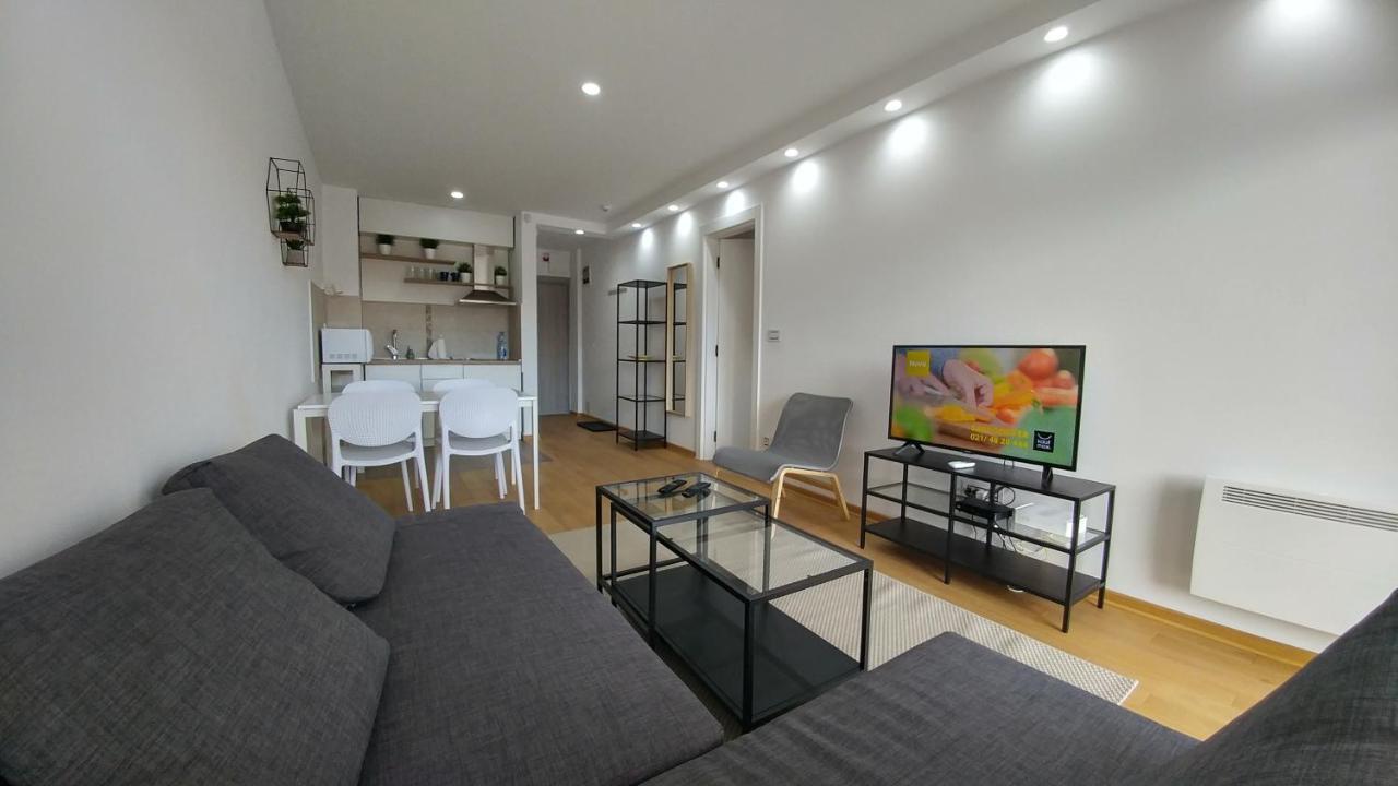 J&J Apartments Белград Экстерьер фото