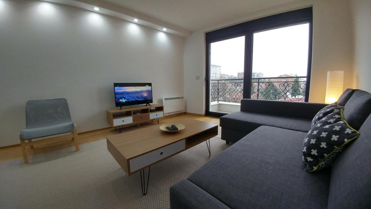 J&J Apartments Белград Экстерьер фото