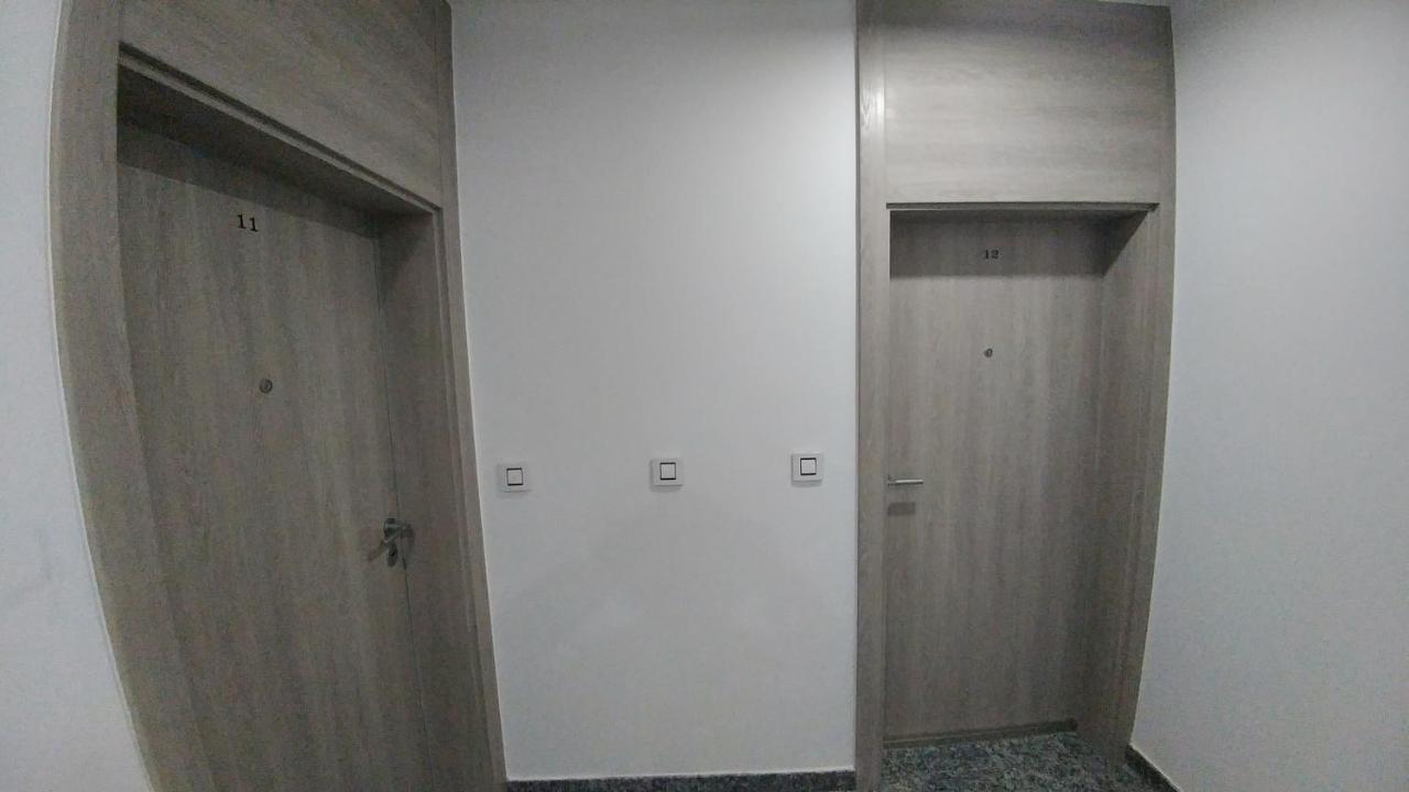 J&J Apartments Белград Экстерьер фото